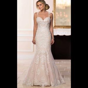 Stella York - Ivory Wedding Gown